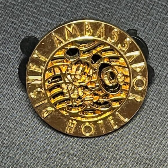 Tokyo Disney Resort Ambassador Hotel Mickey Mouse Gold Pin Badge Collection - Picture 9 of 14